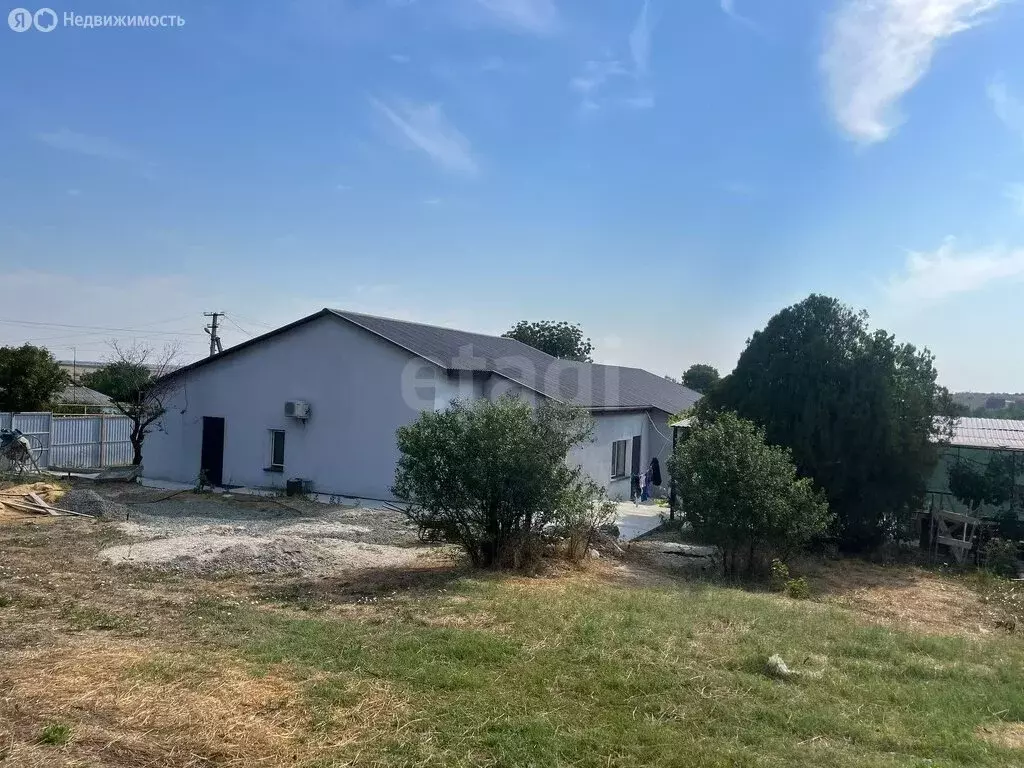 Дом в село Береговое, Центральная улица (140.9 м) - Фото 1