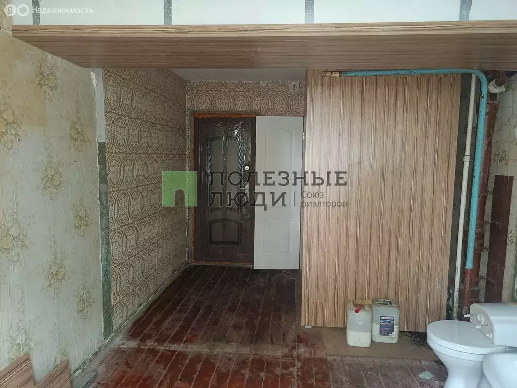 Квартира-студия: Орёл, Кромская улица, 11 (17 м) - Фото 0