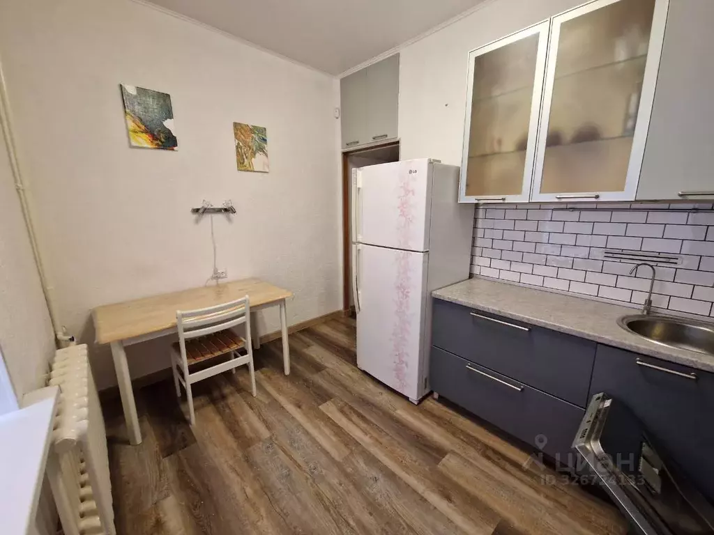 2-к кв. Башкортостан, Уфа Коммунистическая ул., 71 (70.0 м) - Фото 1