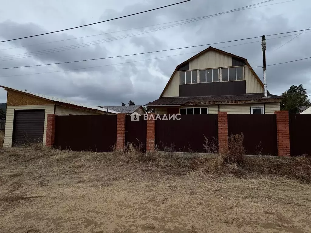 Дом в Бурятия, Улан-Удэ ул. Пограничная, 22 (140 м) - Фото 1