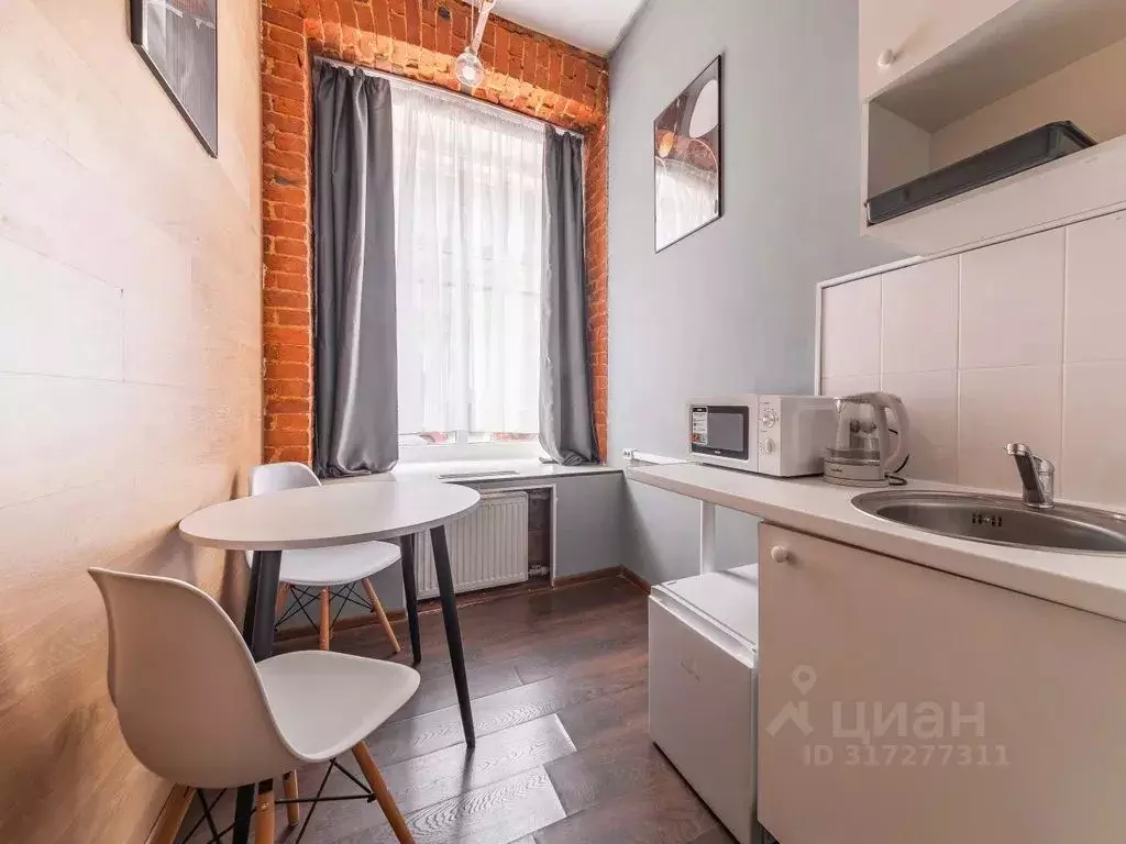 Студия Санкт-Петербург Коломенская ул., 10 (25.0 м) - Фото 0