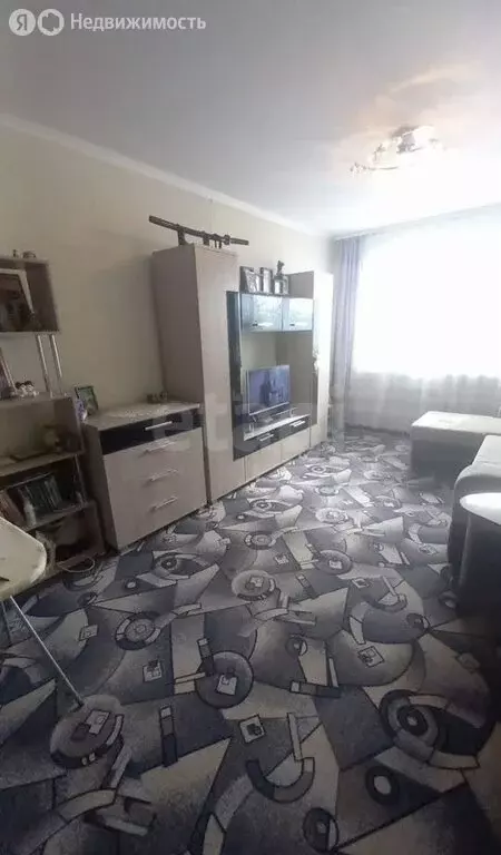 2-комнатная квартира: Курган, Рабоче-Крестьянская улица, 10 (49.5 м) - Фото 1