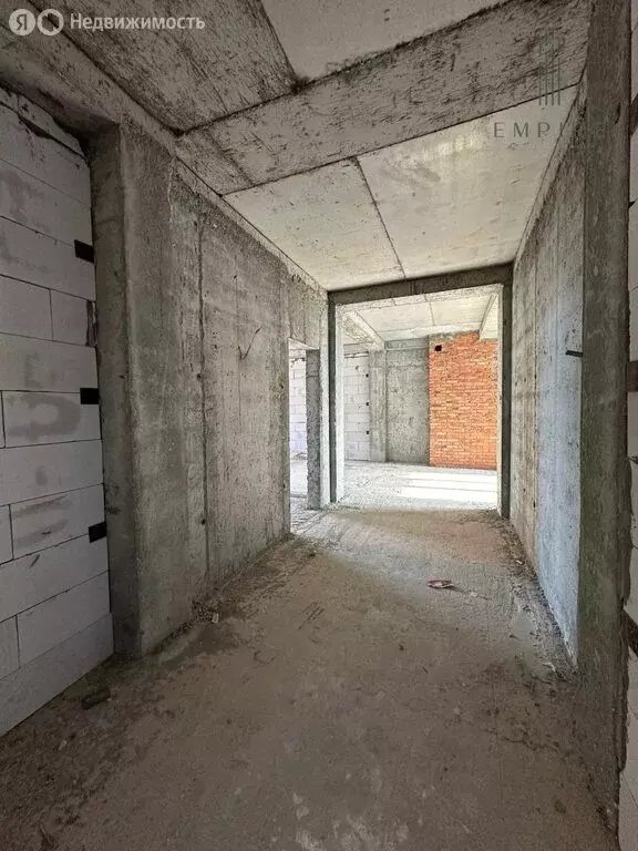 2-комнатная квартира: Грозный, улица Сайханова, 133 (81.1 м) - Фото 2