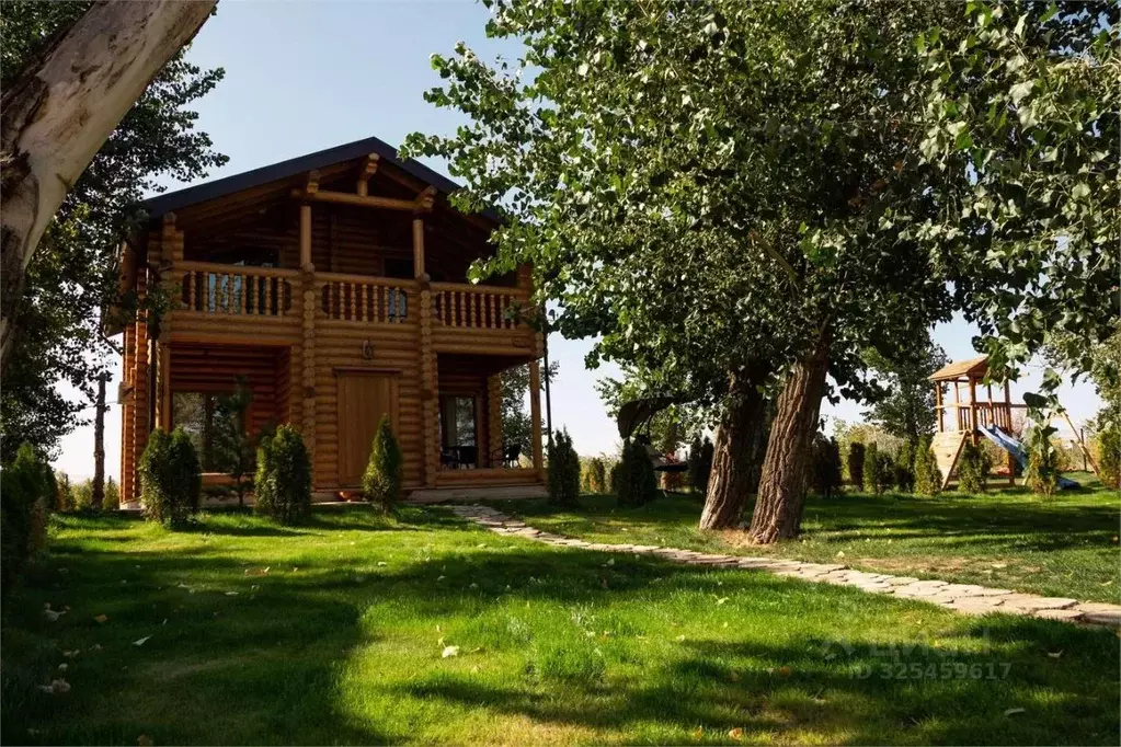 Дом в Волгоградская область, Краснослободск Среднеахтубинский район, ... - Фото 1