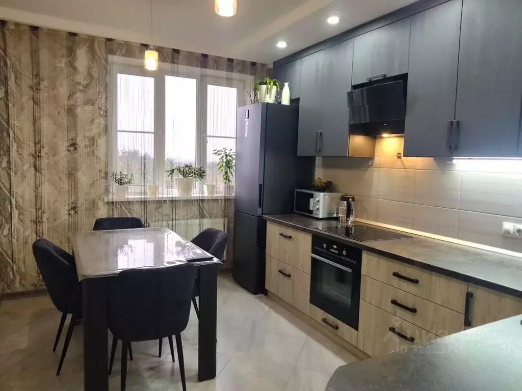 3-к кв. Ставропольский край, Ставрополь ул. Чапаева, 4к1 (71.3 м) - Фото 1