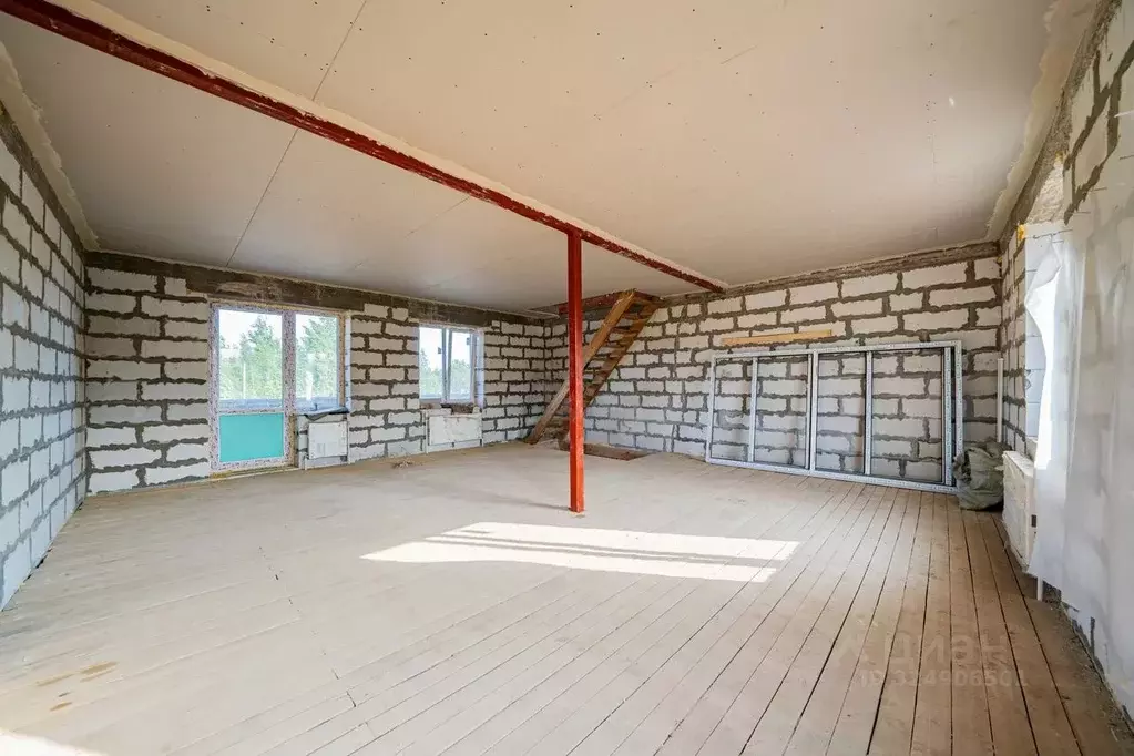 5-к кв. Ленинградская область, Кириши ул. Нефтехимиков, 102/9 (150.0 ... - Фото 1