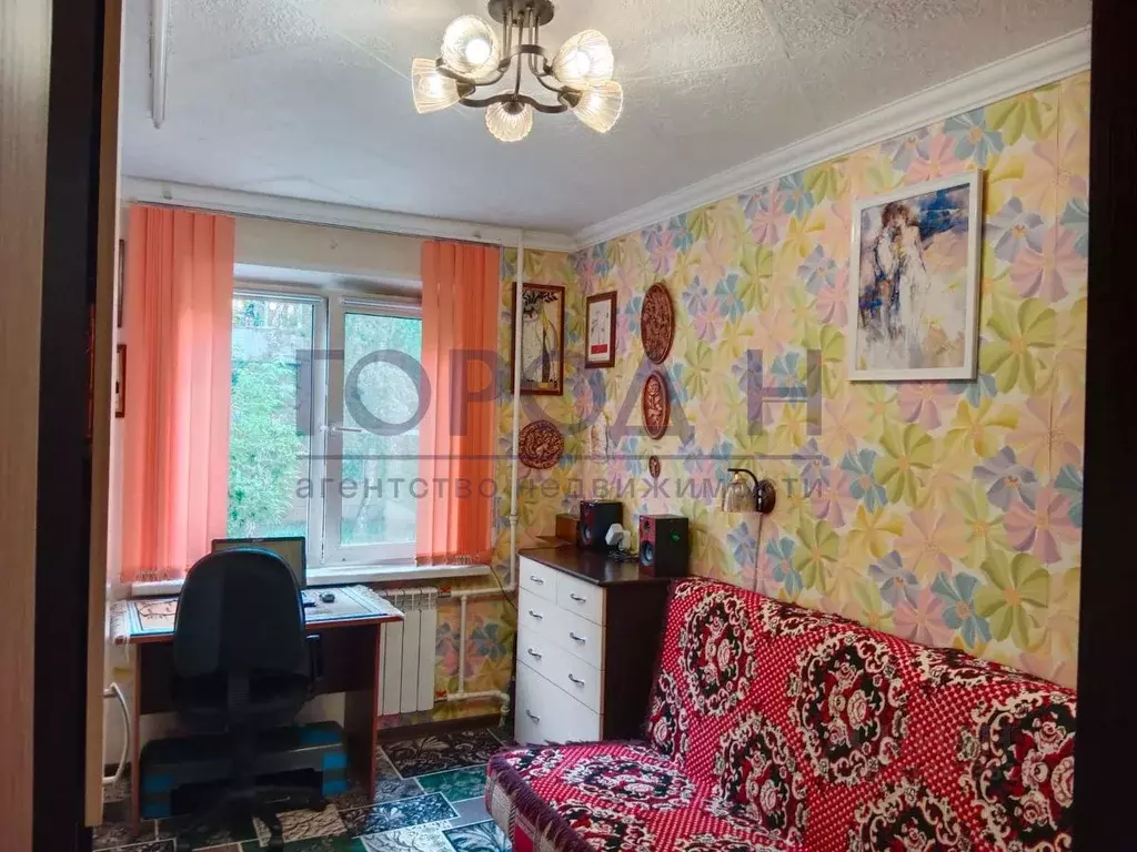 4-к кв. Новосибирская область, Новосибирск ул. Адриена Лежена, 28/1 ... - Фото 0