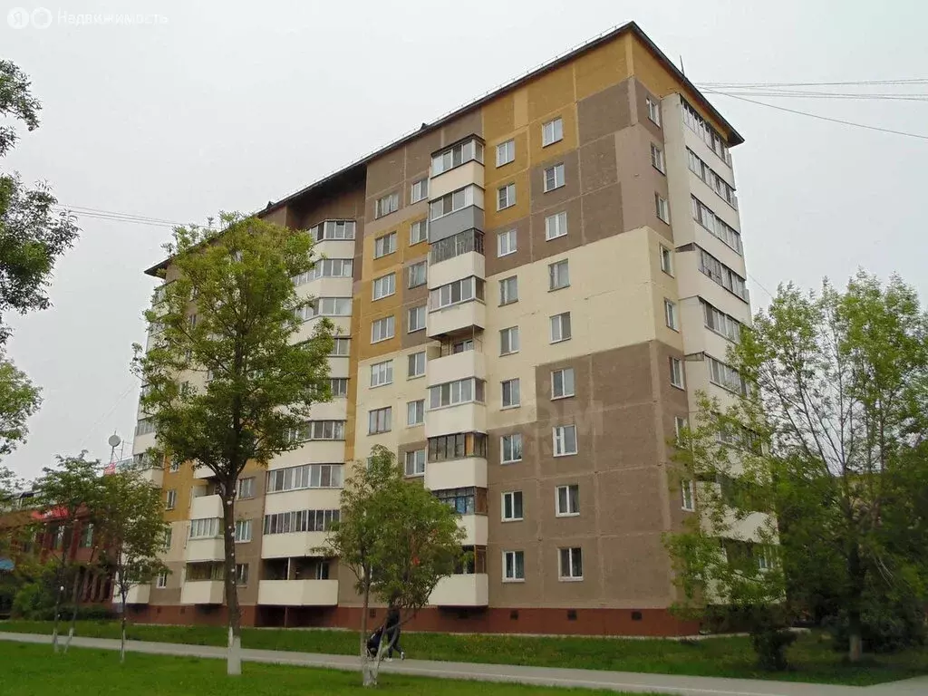 3-комнатная квартира: Южно-Сахалинск, проспект Мира, 245 (61 м) - Фото 0