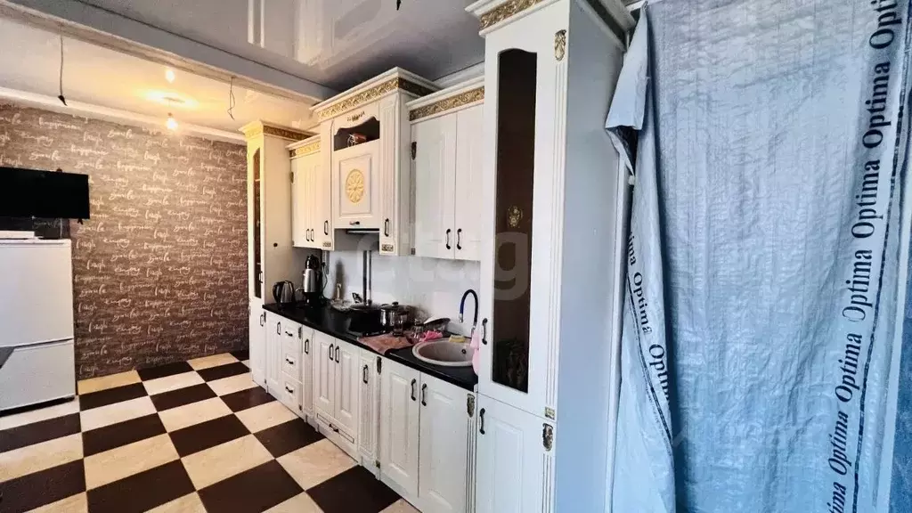 2-к кв. Крым, Судак пер. Серный, 12А (73.9 м) - Фото 1