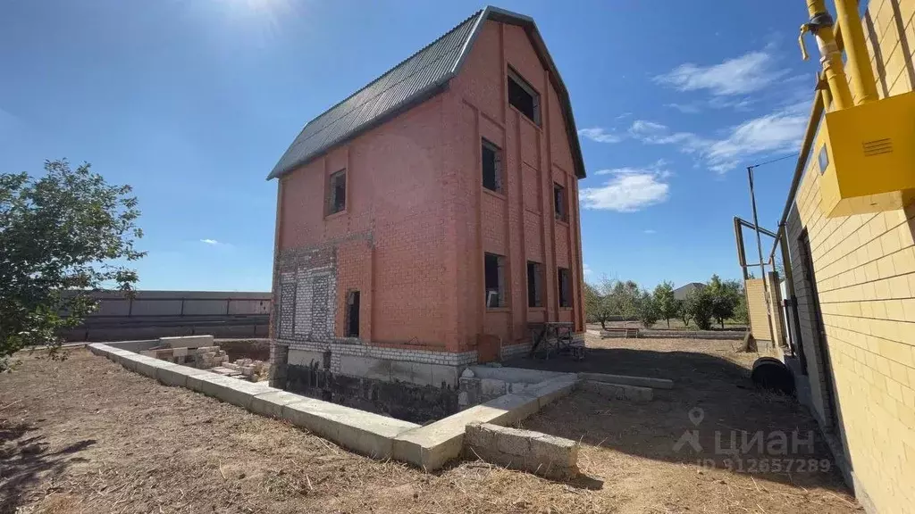 Дом в Астраханская область, Астрахань Луч садовое товарищество, ул. ... - Фото 0