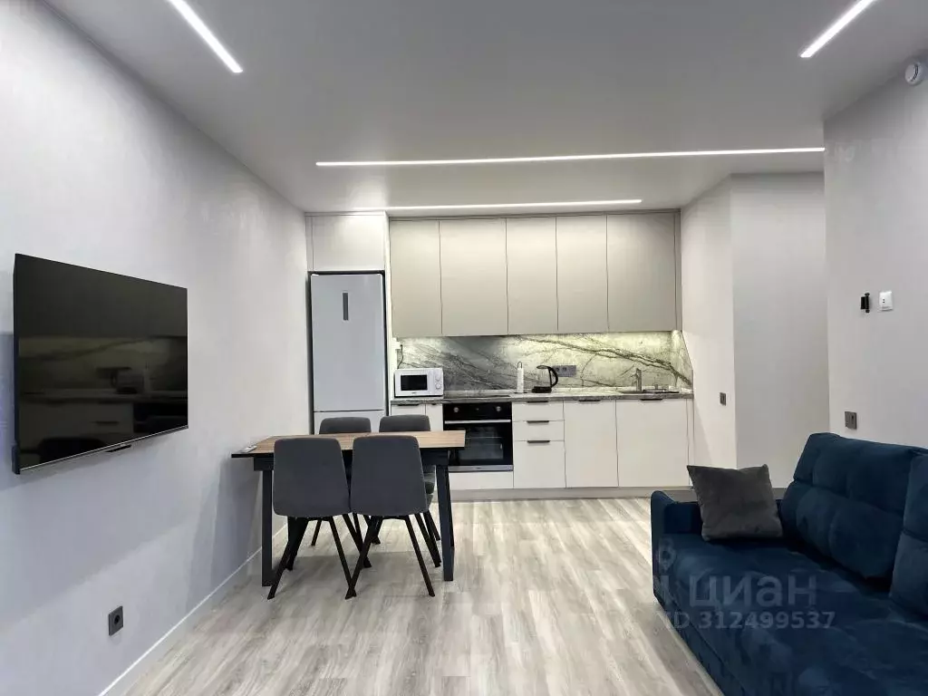 1-к кв. Тюменская область, Тюмень Харьковская ул., 72Б (62.0 м) - Фото 1