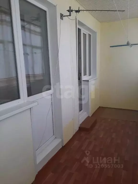 3-к кв. Ярославская область, Некрасовское рп ул. Космонавтов, 7 (59.8 ... - Фото 1