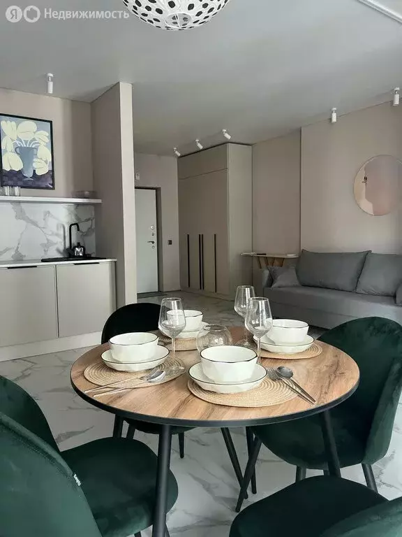 Квартира-студия: Зеленоградск, улица Гагарина, 57 (37.7 м) - Фото 1
