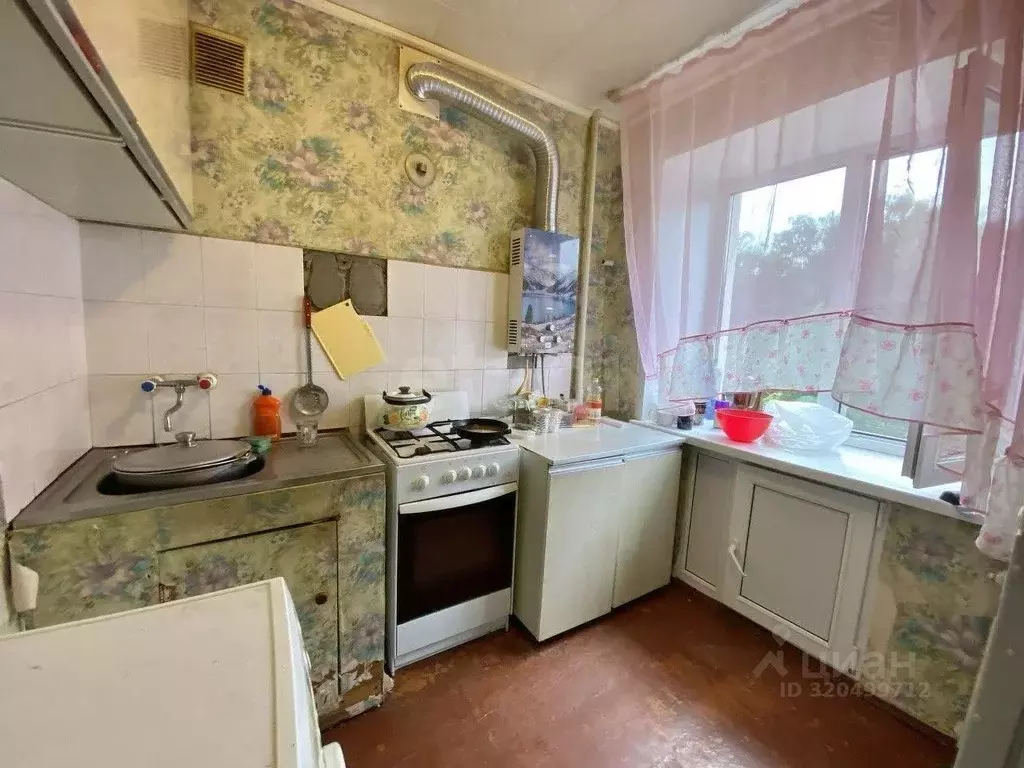 2-к кв. Владимирская область, Ковров просп. Ленина, 57 (42.6 м) - Фото 1