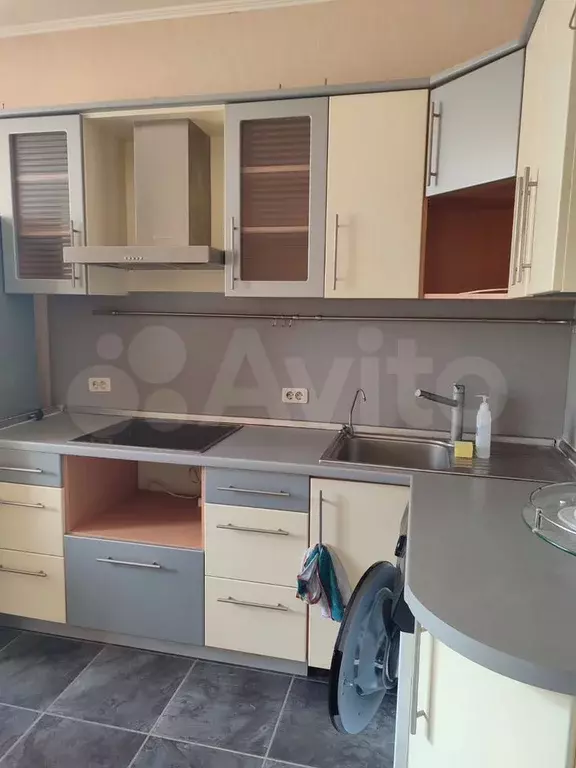 1-к. квартира, 40 м, 1/5 эт. - Фото 0