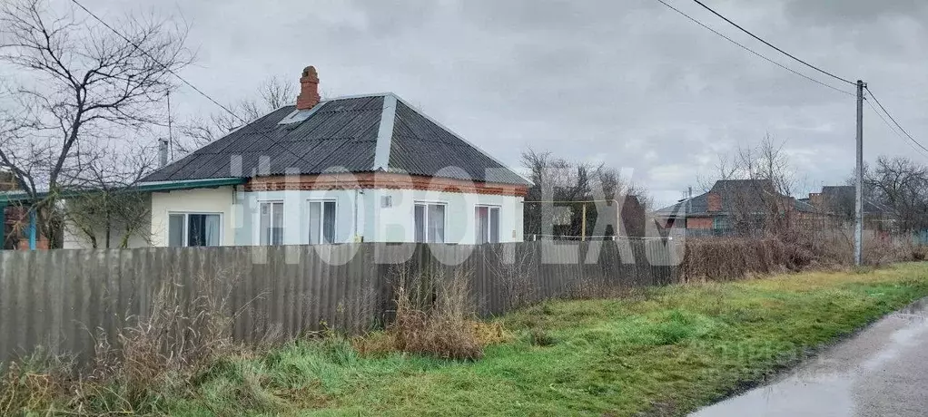 Дом в Краснодарский край, Гулькевичский район, Венцы-Заря с/пос, ... - Фото 2