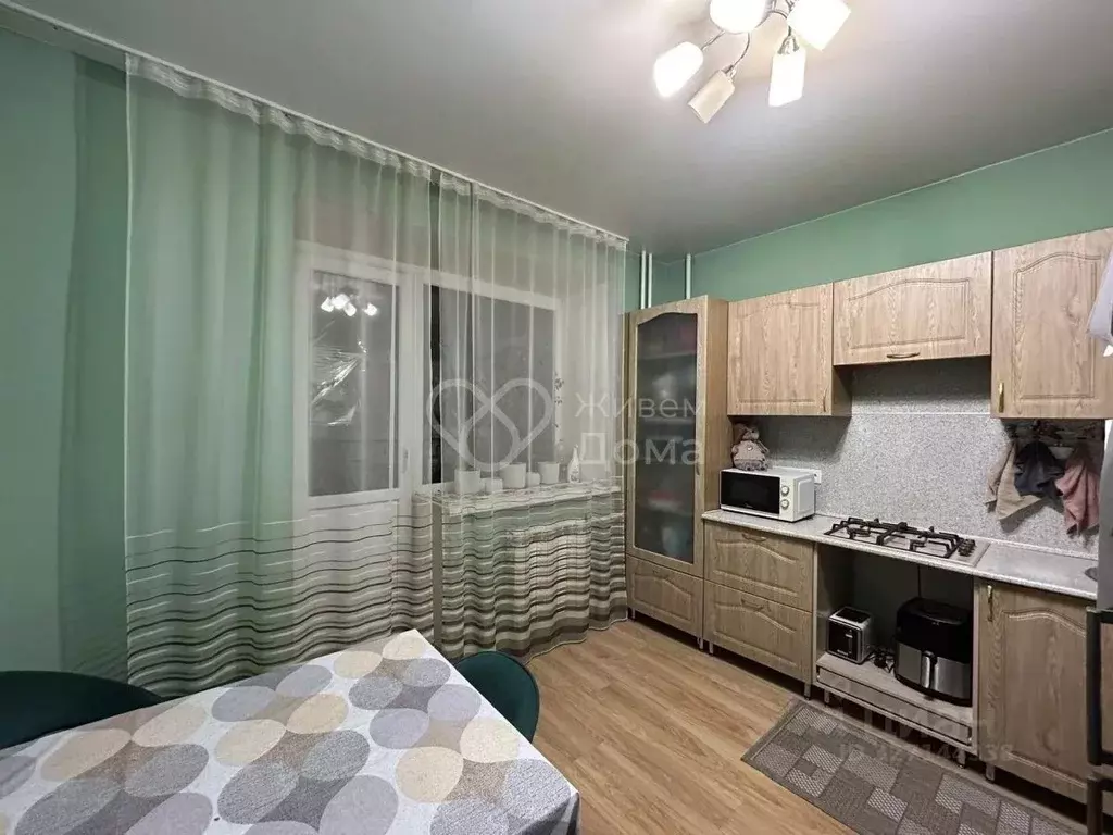 1-к кв. Волгоградская область, Волгоград ул. Базарова, 2 (39.1 м) - Фото 1