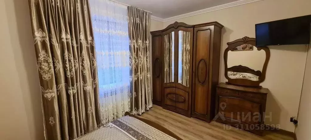 1-к кв. Северная Осетия, Владикавказ Кырджалийская ул., 8 (74.0 м) - Фото 0