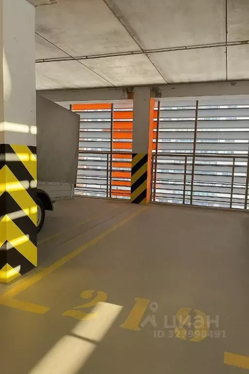 Гараж в Санкт-Петербург ул. Маршала Казакова, 82к3 (13 м) - Фото 1