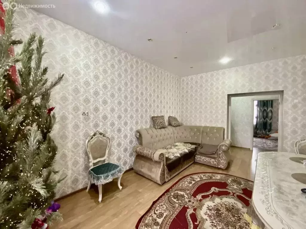 3-комнатная квартира: Волгоград, Удмуртская улица, 81 (75.6 м) - Фото 1