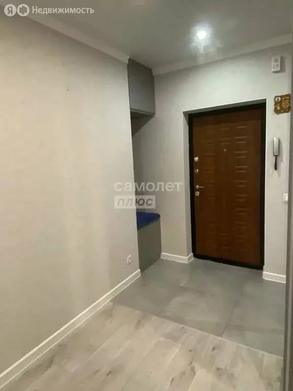 3-комнатная квартира: Омск, улица Крупской, 17 (55.9 м) - Фото 2