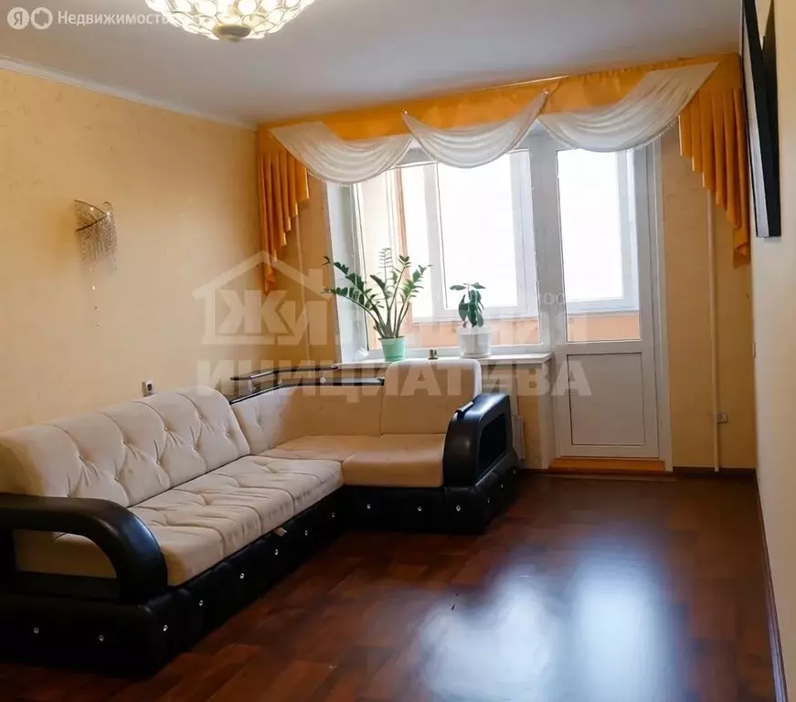 3-комнатная квартира: Уфа, улица Шафиева, 41 (69.3 м) - Фото 1