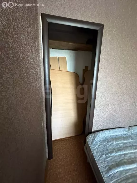 2-комнатная квартира: Осинники, улица Революции, 5 (42 м) - Фото 0