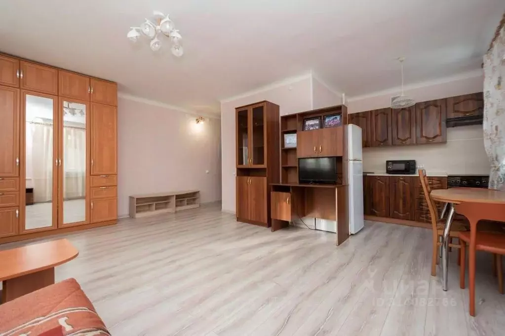 1-к кв. Иркутская область, Иркутск ул. 5-й Армии, 37 (30.8 м) - Фото 0