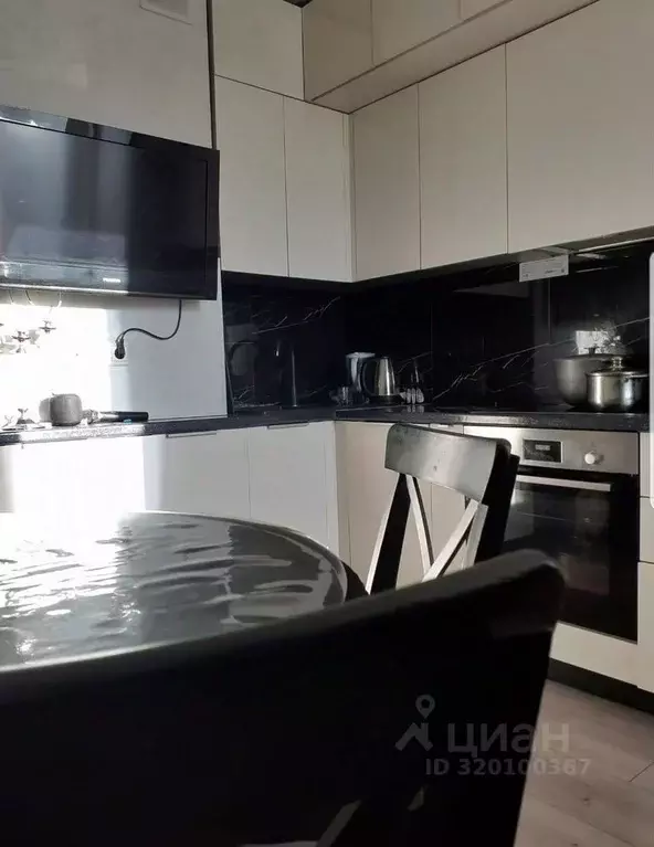 2-к кв. Москва ул. Авиаторов, 16 (55.0 м) - Фото 0