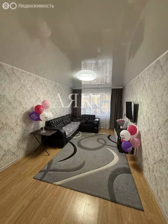 3-комнатная квартира: Ишимбай, улица Губкина, 50 (63 м) - Фото 2