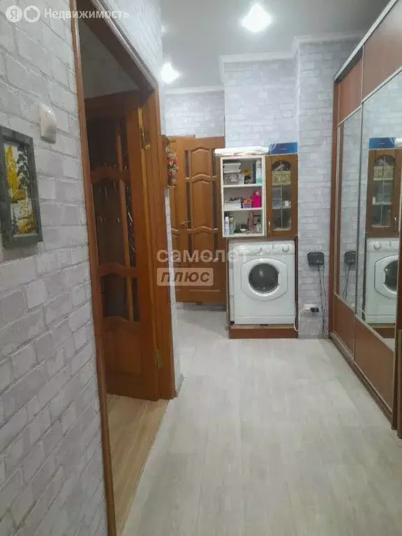 2-комнатная квартира: Астрахань, улица Космонавтов, 4к1 (56 м) - Фото 1