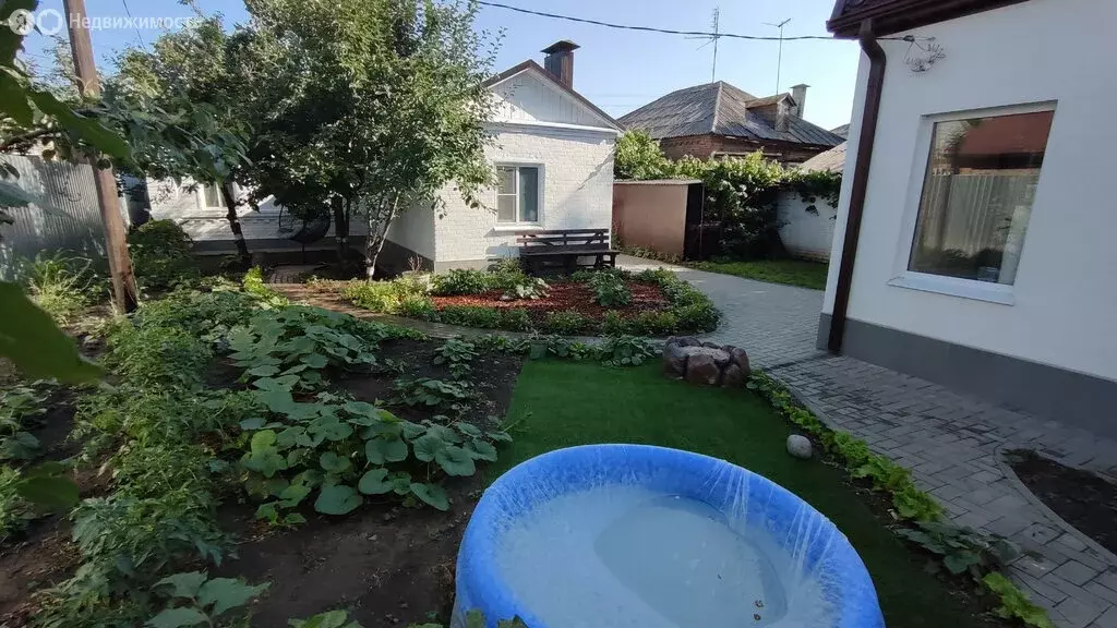 Дом в Ростов-на-Дону, Ровенская улица (170 м) - Фото 1