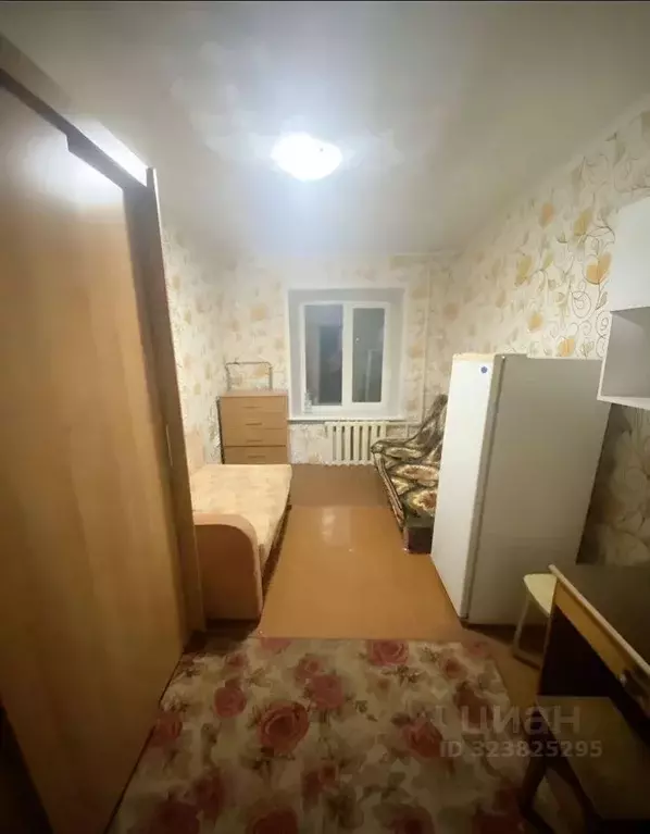 Комната Алтайский край, Барнаул ул. Эмилии Алексеевой, 90 (11.2 м) - Фото 2