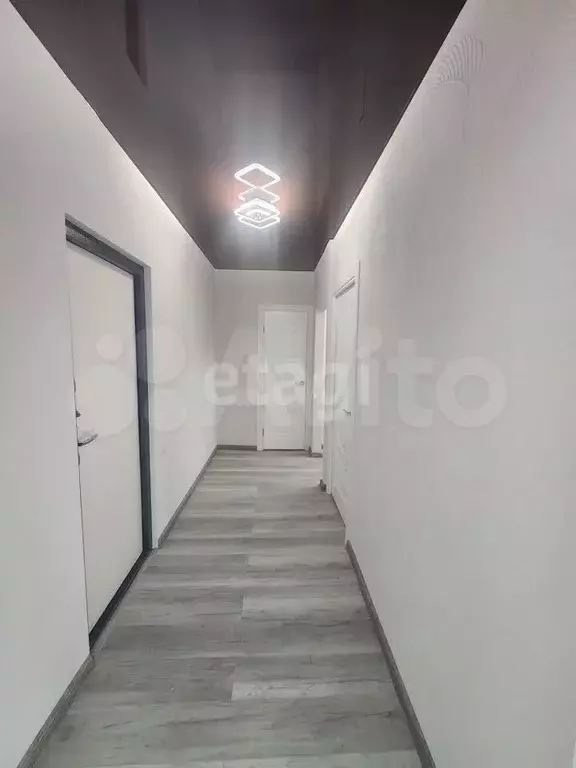 2-к. квартира, 57 м, 1/9 эт. - Фото 1