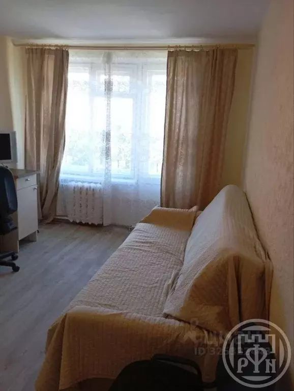 2-к кв. Ленинградская область, Гатчина ул. Радищева, 15 (43.0 м) - Фото 2