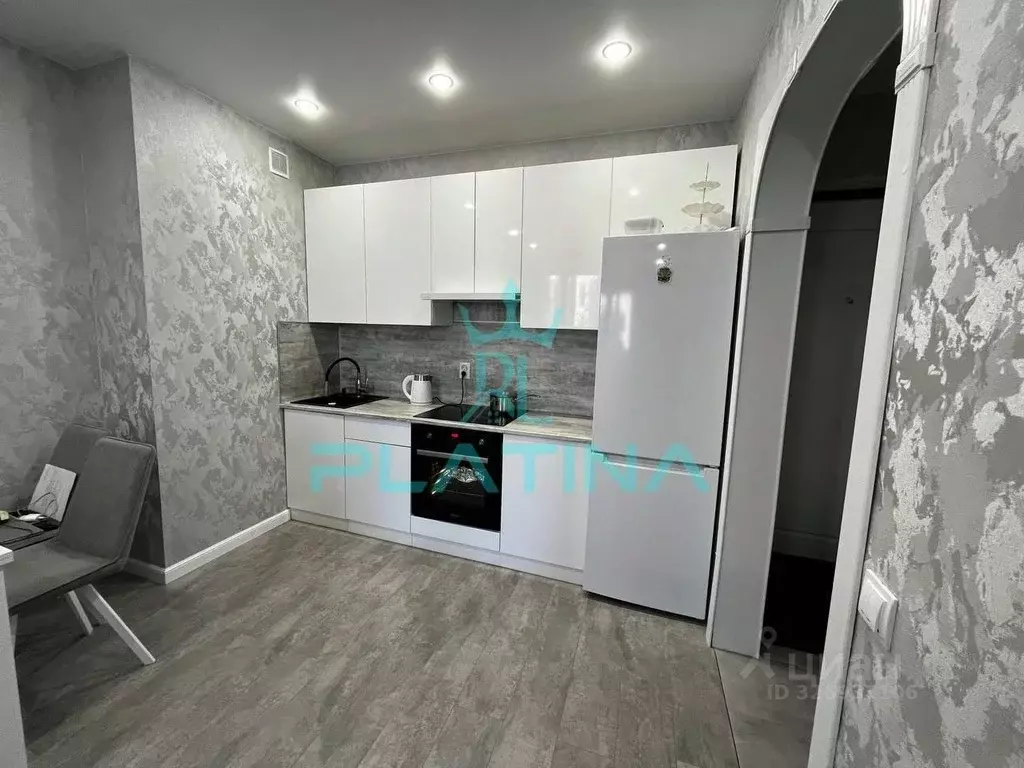 2-к кв. Татарстан, Казань ул. Рашида Нежметдинова, 11к2 (40.0 м) - Фото 2