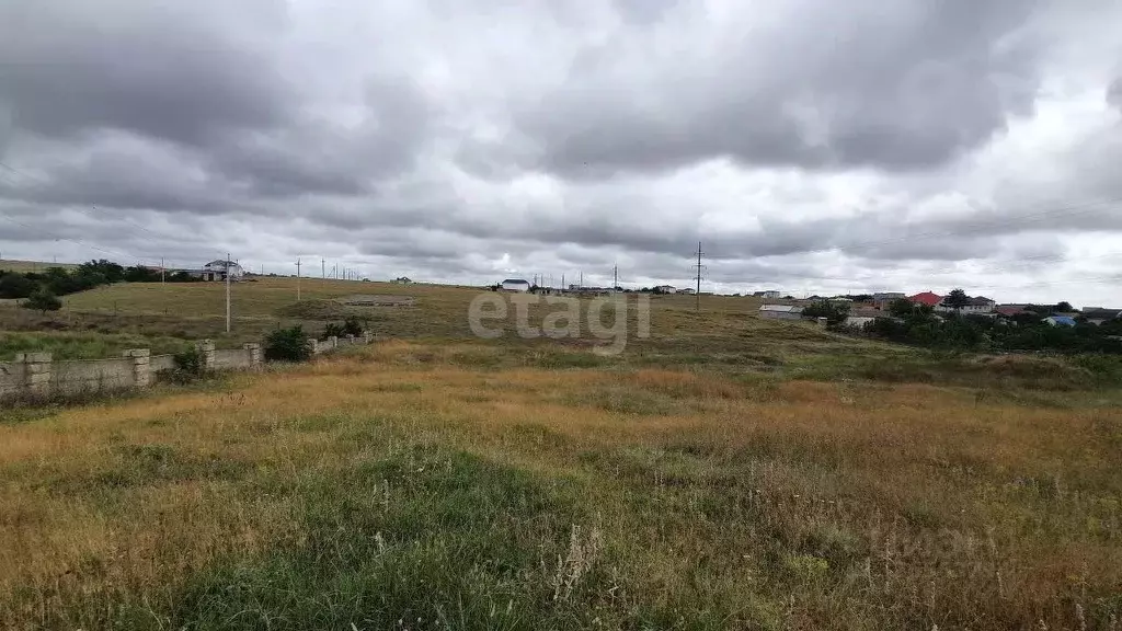 Участок в Крым, Черноморское пгт ул. Таврическая (8.0 сот.) - Фото 1