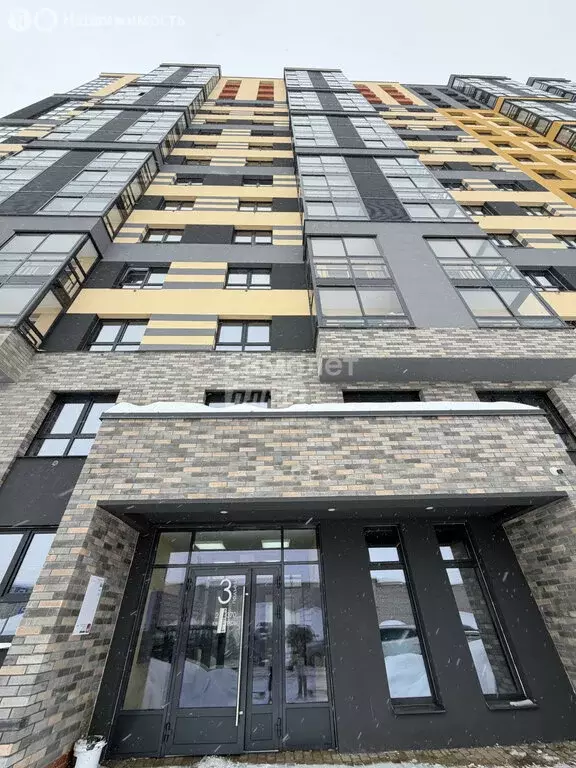 3-комнатная квартира: Ижевск, Союзная улица, 8Б (65 м) - Фото 1