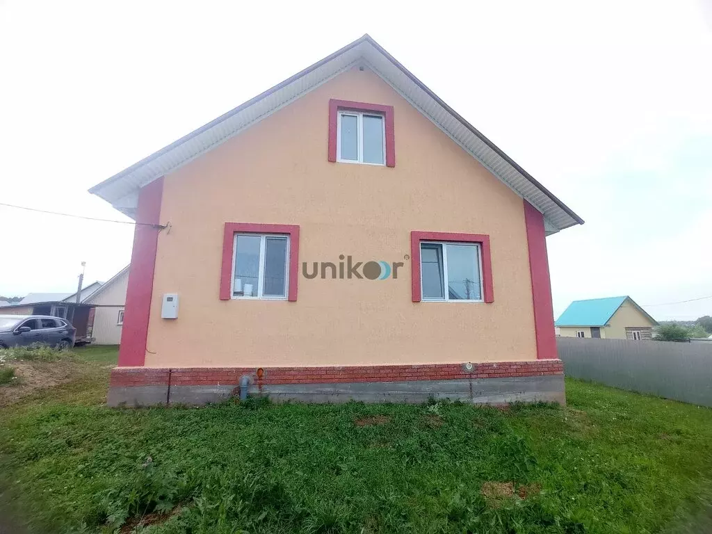Дом в село Иглино, улица Белинского, 30 (100 м) - Фото 0