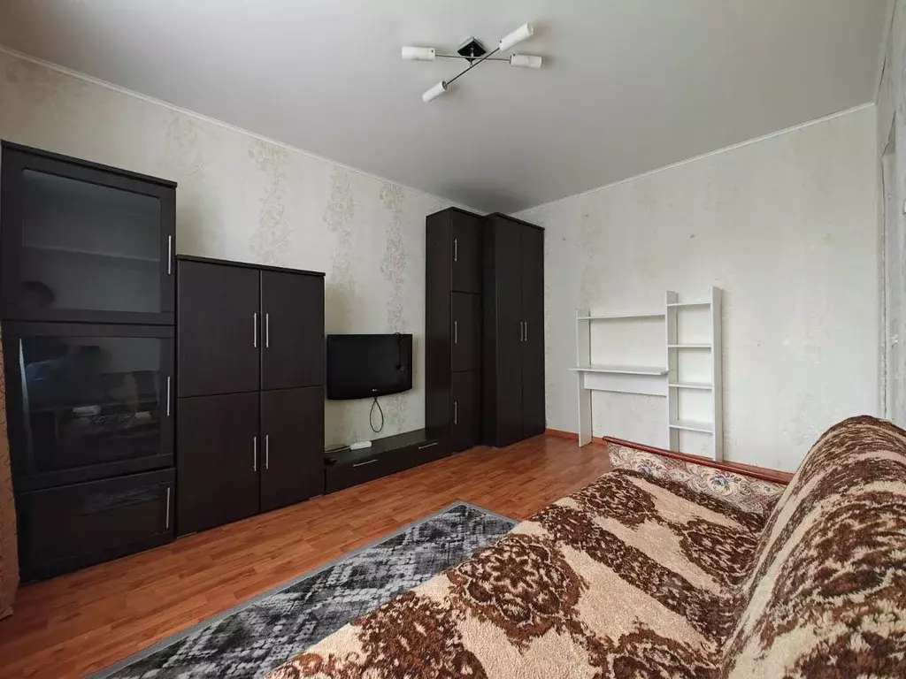 2-к кв. Башкортостан, Уфа Российская ул., 33/3 (30.3 м) - Фото 1