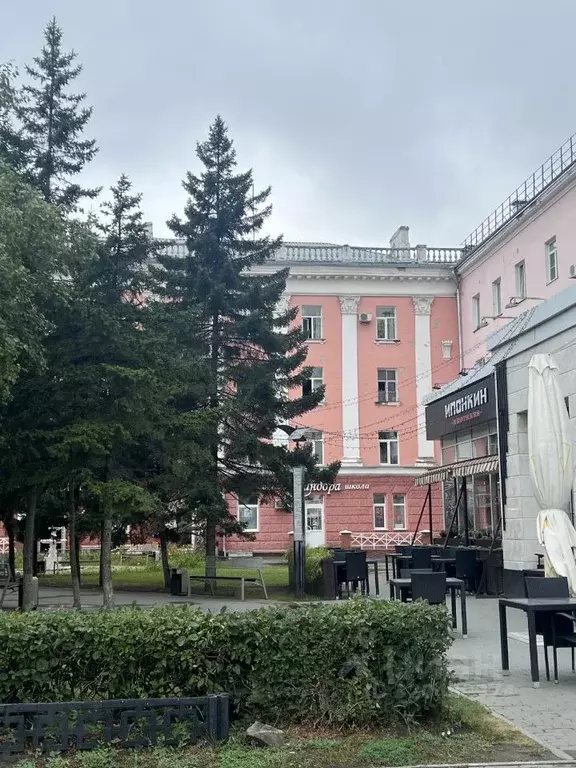 2-к кв. Алтайский край, Барнаул просп. Ленина, 58 (70.0 м) - Фото 1