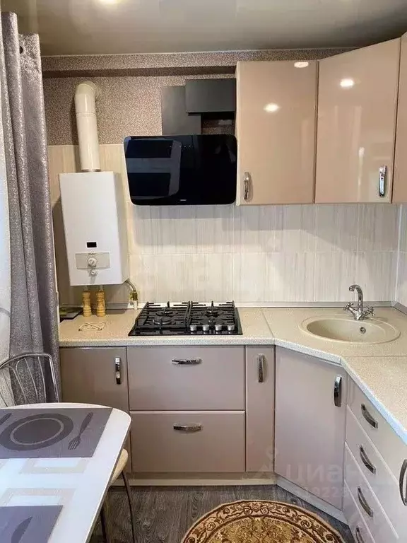 2-к кв. Коми, Ухта Юбилейная ул., 8 (43.5 м) - Фото 0