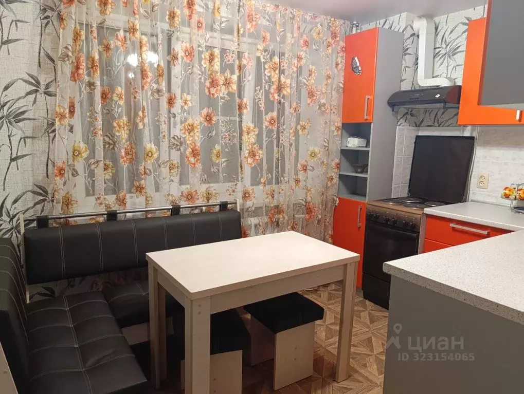 1-к кв. Волгоградская область, Волгоград Удмуртская ул., 24 (36.3 м) - Фото 0