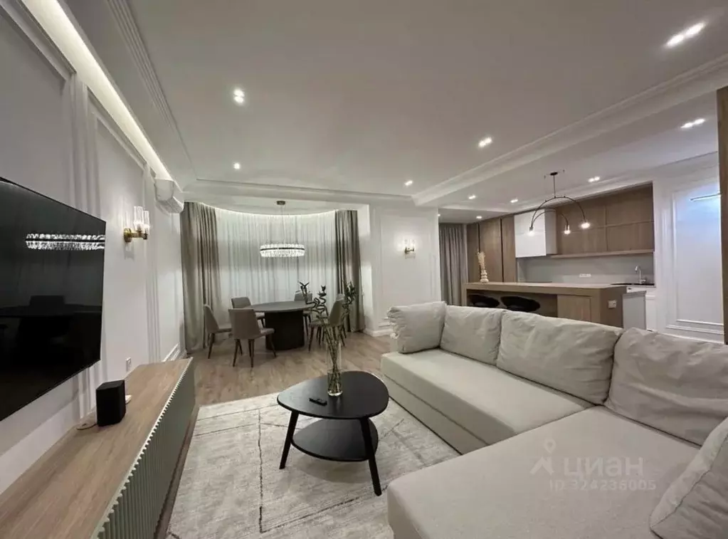 2-к кв. Краснодарский край, Сочи Центральный мкр, ул. Первомайская, 2А ... - Фото 1