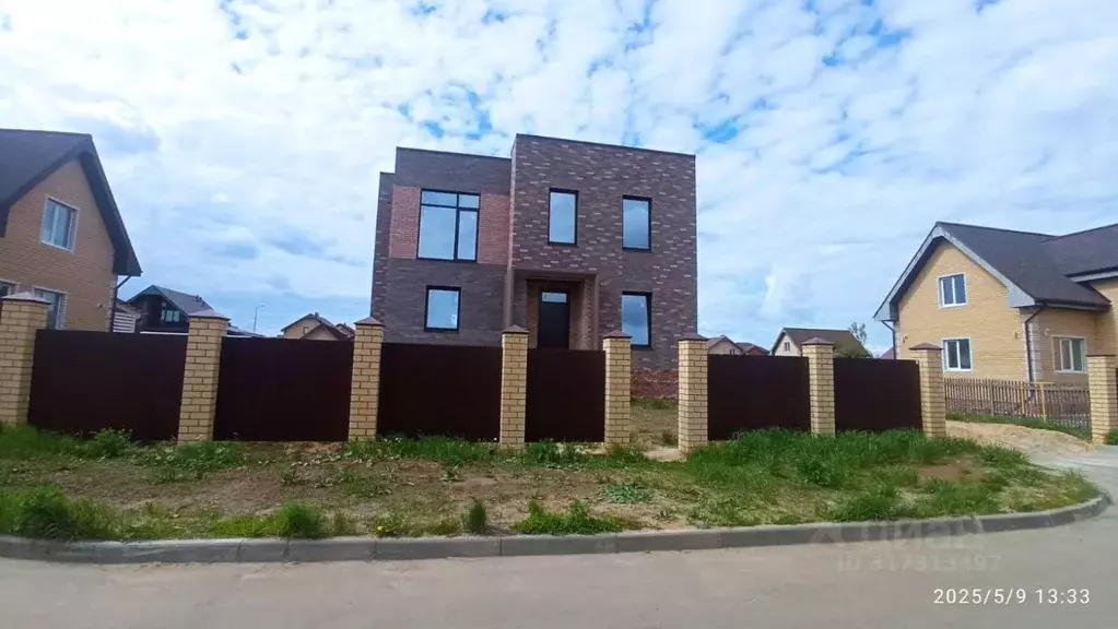 Дом в Марий Эл, Медведевский район, Пекшиксолинское с/пос, д. Тойкино, ... - Фото 1