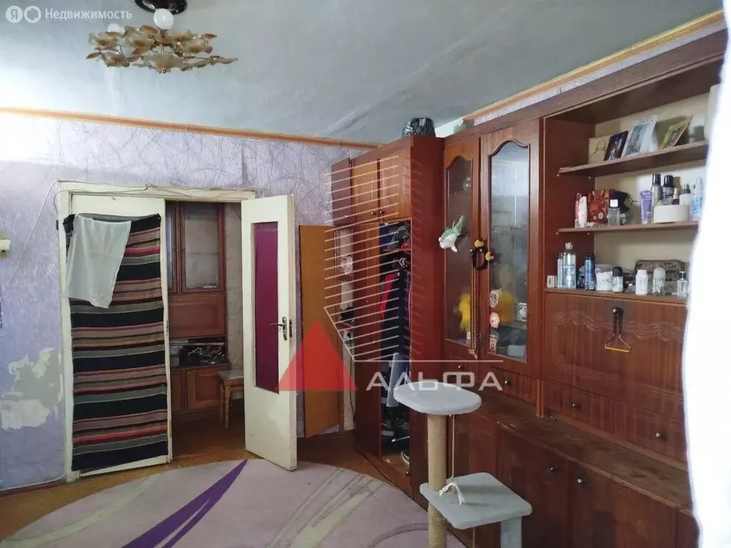 3-комнатная квартира: Евпатория, проспект Победы, 10Б (65.4 м) - Фото 1