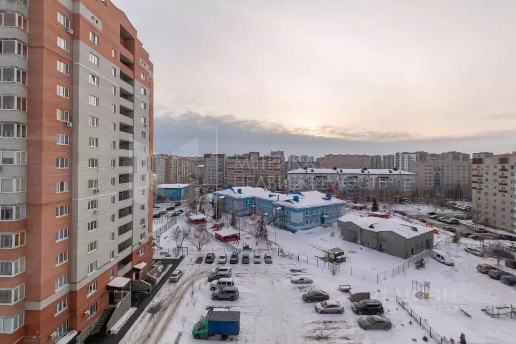 3-к кв. Тюменская область, Тюмень Широтная ул., 112 (65.9 м) - Фото 0