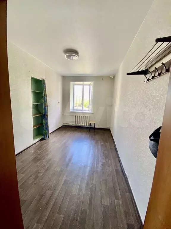 Комната 12,1 м в 3-к., 2/2 эт. - Фото 0