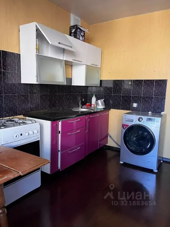 1-к кв. Тамбовская область, Тамбов ул. Киквидзе, 75Е (44.0 м) - Фото 0