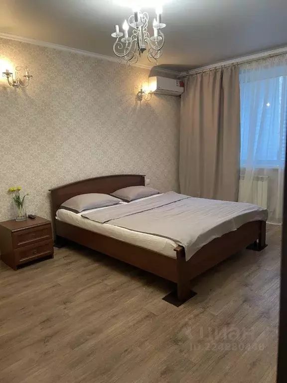 1-к кв. Саратовская область, Энгельс Краснодарская ул., 14 (40.0 м) - Фото 0